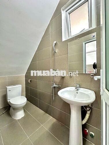 CHO THUÊ CĂN HỘ ĐƯỜNG BẠCH ĐẰNG CAO CẤP 2 PN FULL NỘI THẤT VIEW ĐẸP