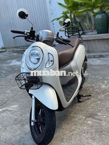 Honda Scoopy 2022 Trắng xe đẹp máy rin êm