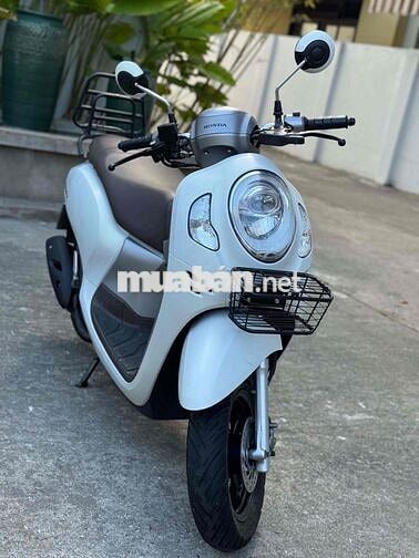 Honda Scoopy 2022 Trắng xe đẹp máy rin êm