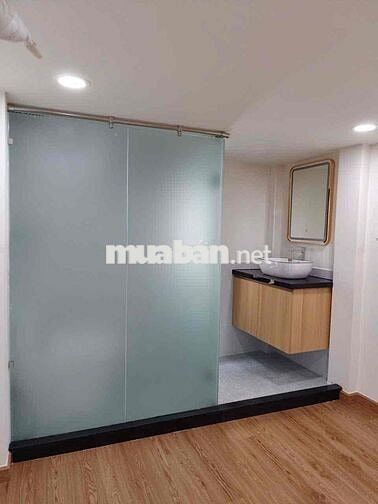NHÀ MỚI 100% 4PN+3WC FULL NT GIÁ HẠT DẺ NGAY TÔ HIẾN THÀNH- Q10.