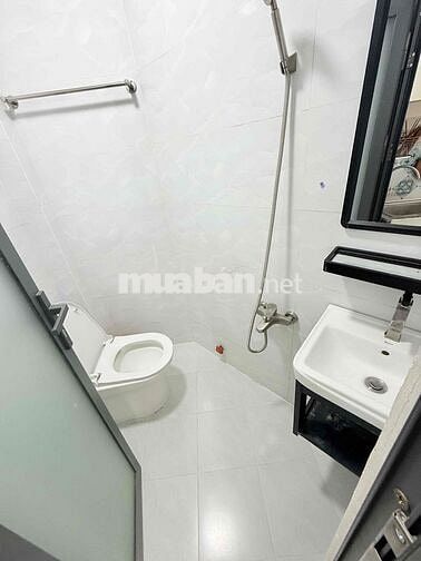 Chính chủ cho thuê căn hộ mặt tiền Trường Sa
