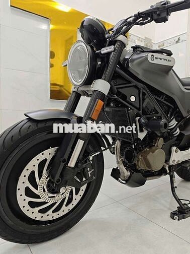 Husqvarna Svartpilen 200 2022 BSSG | Husqvarna 200