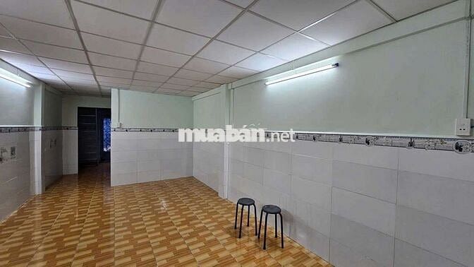 Cho thuê  nguyên căn  2 mặt hẻm  phạm thế hiển f6,Q8  ngây chợ lo than
