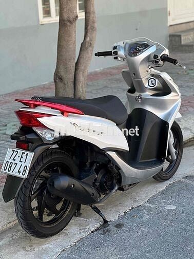 Honda Vision 2012 màu Trắng