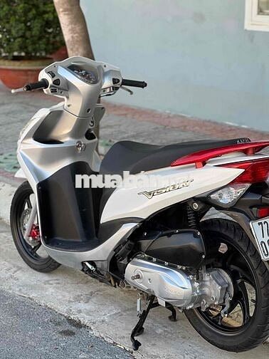 Honda Vision 2012 màu Trắng