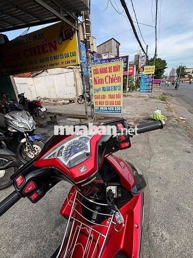 Honda Air Blade 125 Đỏ đen