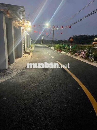 chính chủ cần bán gấp căn nhà gác lửng kp4 phường tân định