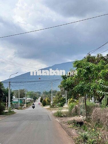 Gần Khu Du Lịch Núi Chứa Chan Xuân Lộc - TP.Đồng Nai