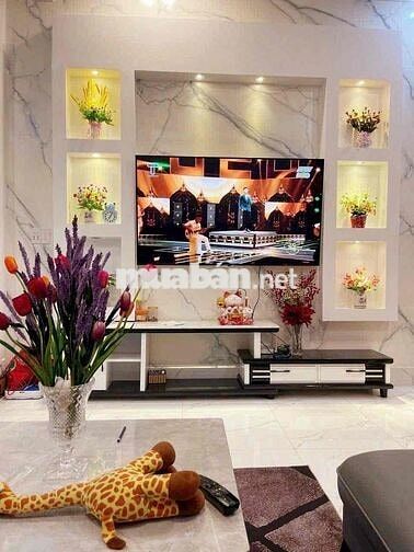 Nhà 1 trệt 2 lầu phường Trấn Biên ( Hiệp Hoà ) khu vực víp. chỉ 5 tỷ