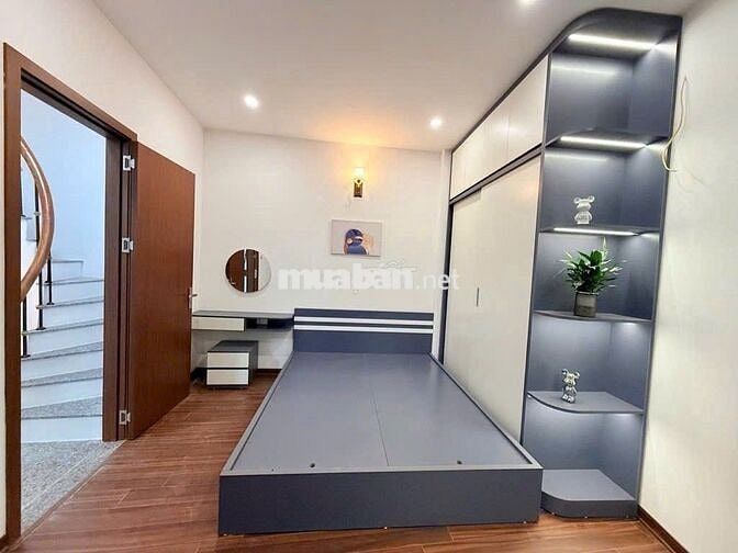 Bán nhà mặt phố tại Hồng Hà, Cốc Lếu, 15,2 tỷ, 116m2, giá ưu đãi