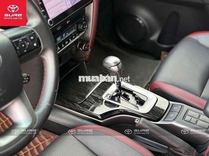 FORTUNER LEGENDER 4x2 (AT) 2021 chính hãng