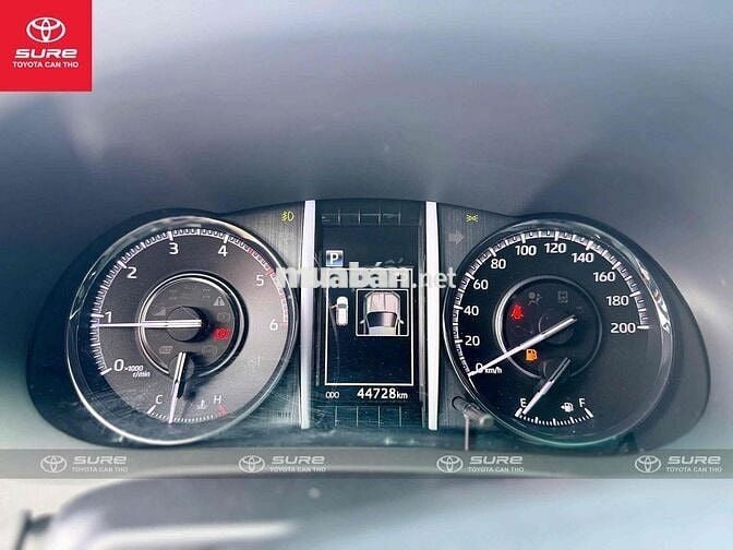 FORTUNER LEGENDER 4x2 (AT) 2021 chính hãng