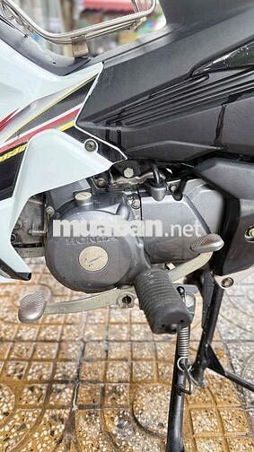 Honda Wave RSX 100 Trắng đen