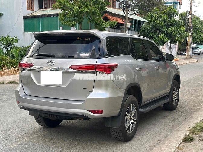 Toyota Fortuner 2024 máy dầu STD 4x2 35.000 km