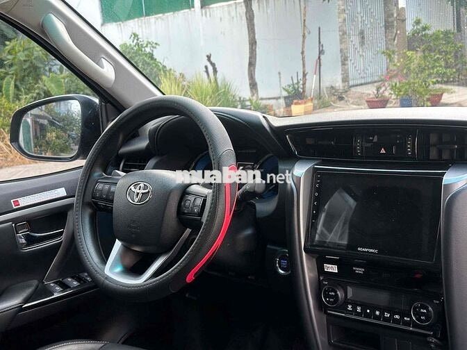 Toyota Fortuner 2024 máy dầu STD 4x2 35.000 km