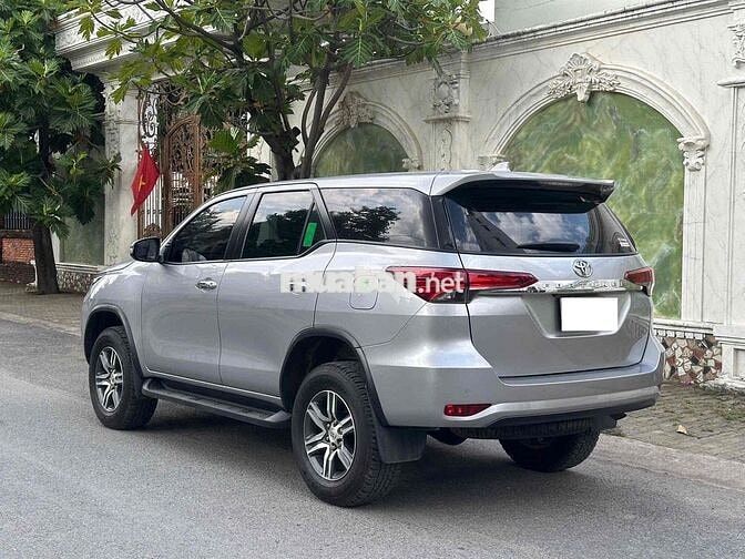 Toyota Fortuner 2024 máy dầu STD 4x2 35.000 km