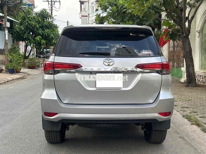 Toyota Fortuner 2024 máy dầu STD 4x2 35.000 km