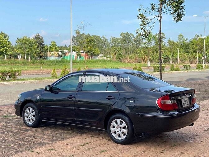 Toyota Camry 2003 2.4G MT Đen