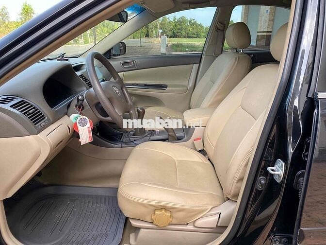 Toyota Camry 2003 2.4G MT Đen