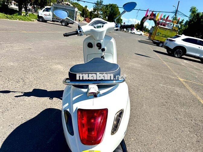 Piaggio Vespa Primavera 2017 Trắng
