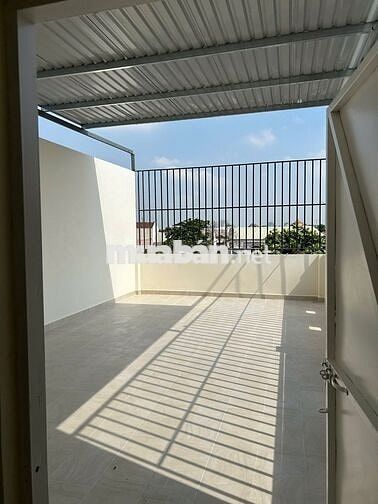 Nhà 3 tầng, Sân đậu xe hơi, Gần chợ Tam Bình đường Gò Dưa, Vào ở ngay