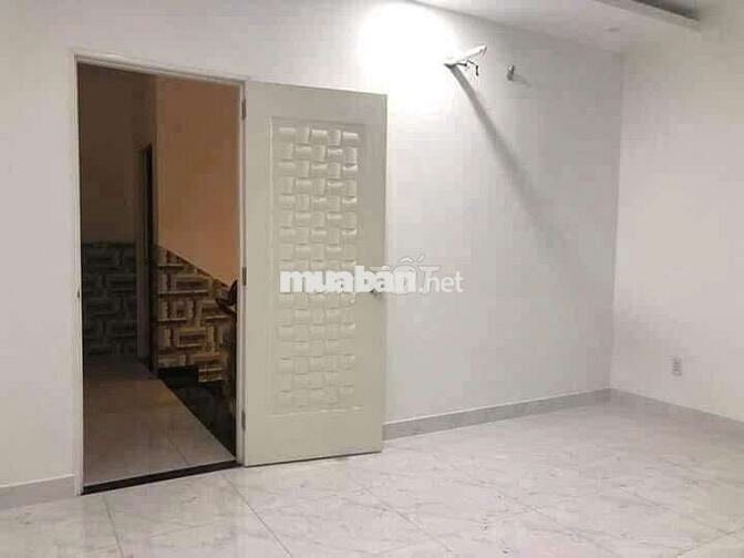 Cho thuê nguyên căn trống rộng, 4pn3wc, hẻm xe hơi Lê Đức Thọ p13 GV 
