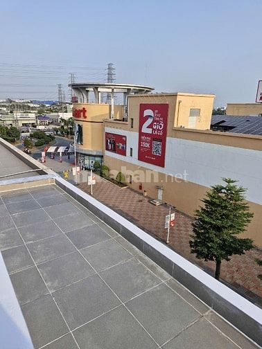 Nhà phố thương mại, ngay trước cửa chính Lotte Mart Lái Thiêu, 33tr/th
