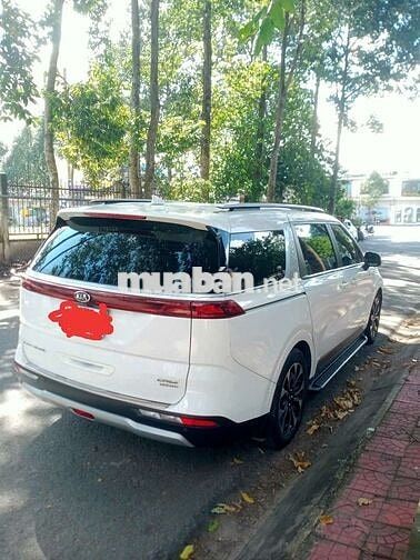 Kia Carnival Luxury 8 chỗ 2021