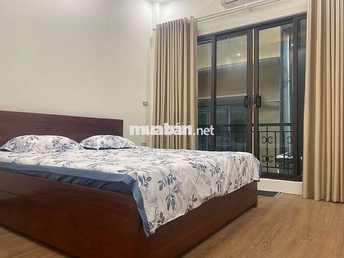 7 tỷ có ngay nhà dân xây chắc chắn ngay gần trường học viện tài chính