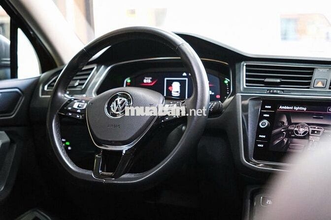 Volkswagen Tiguan 2019 Đỏ 30.000 km