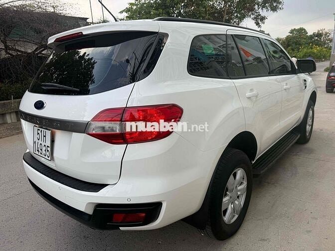 Ford Everest 2019 Ambient Trắng