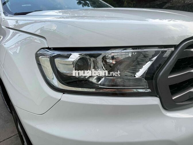 Ford Everest 2019 Ambient Trắng