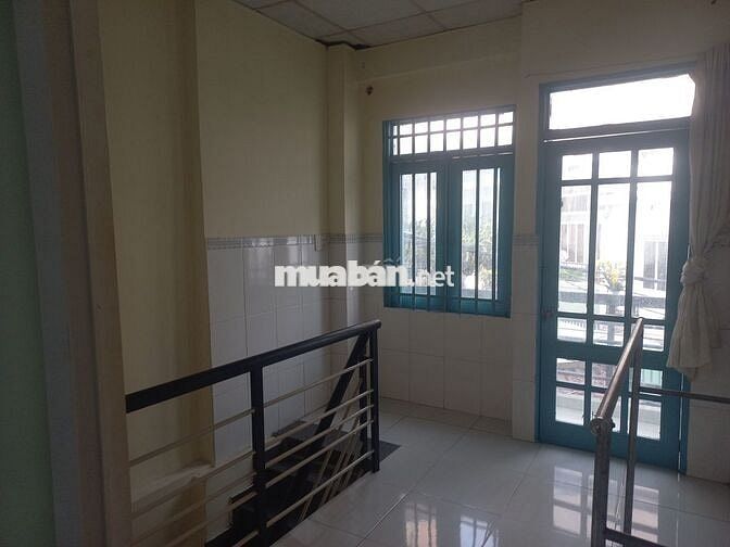 Nhà chính chủ cho thuê gần Đường lớn hẻm xe hơi