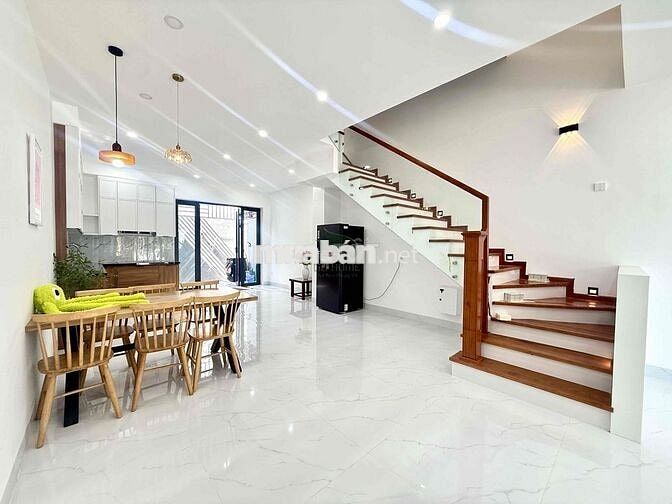 CHO THUÊ NHÀ Ở 4 PHÒNG NGỦ KĐT MỸ GIA GÓI 8 GIÁ 28 TRIỆU/THÁNG