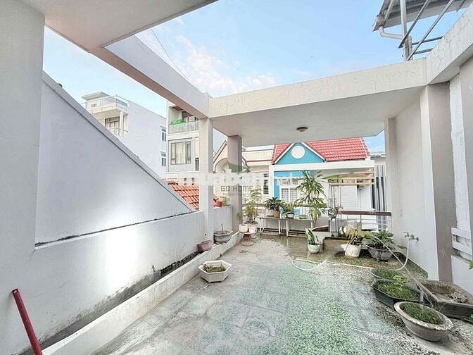CHO THUÊ NHÀ 3 PHÒNG NGỦ BÀN CỜ PHƯỚC LONG GIÁ 15 TRIỆU/THÁNG