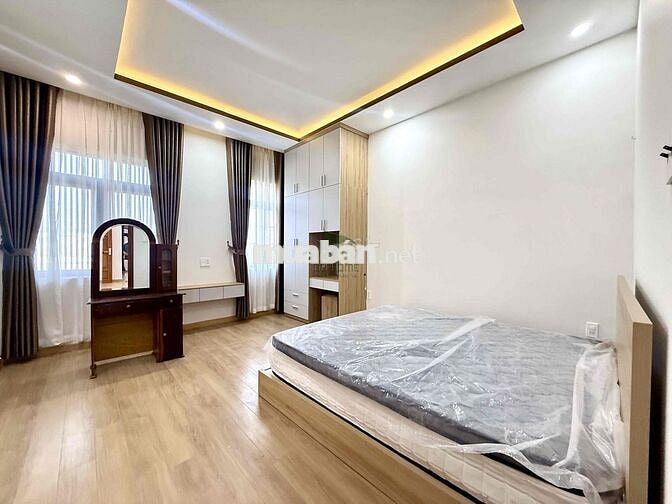 CHO THUÊ NHÀ Ở 4 PHÒNG NGỦ CÓ THANG MÁY KĐT MỸ GIA GIÁ 25 TRIỆU/THÁNG