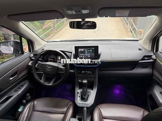 Toyota Avanza Premio AT 2022 Trắng