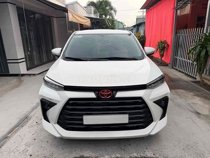 Toyota Avanza Premio AT 2022 Trắng