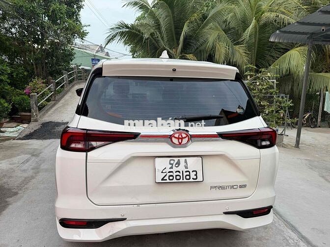 Toyota Avanza Premio AT 2022 Trắng