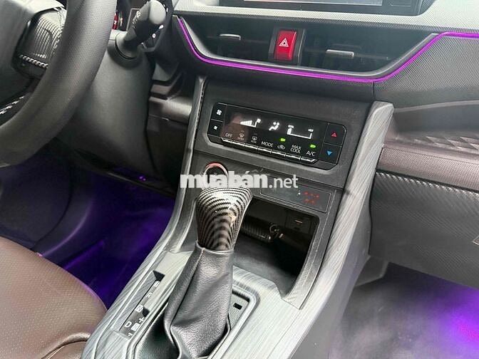 Toyota Avanza Premio AT 2022 Trắng