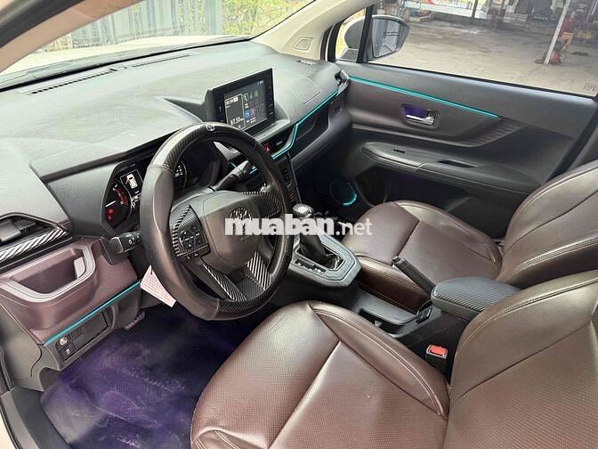 Toyota Avanza Premio AT 2022 Trắng