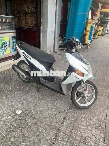 Honda Click Trắng biển số tp giấy tờ cà vẹt đầy đủ