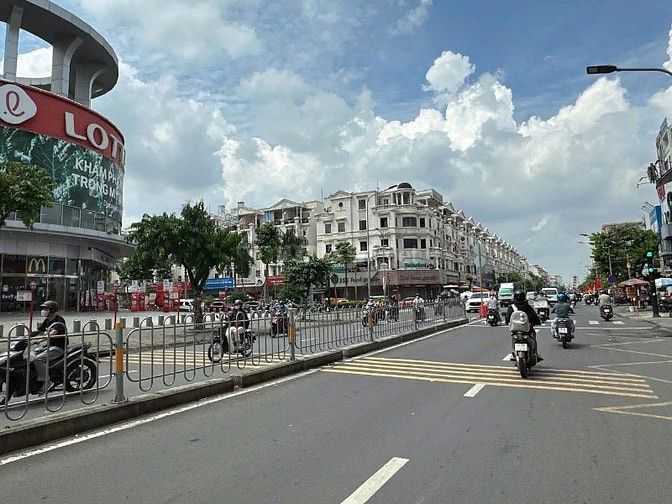 Nhà 6 lầu đẹp 1/HXH Thống Nhất T.máy 80m2 ngang 5m tặng NT nhỉnh 13 tỷ