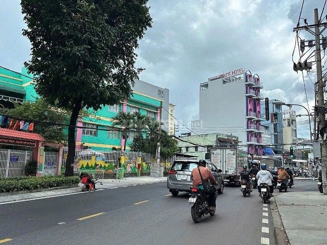 Nhà 6 lầu đẹp 1/HXH Thống Nhất T.máy 80m2 ngang 5m tặng NT nhỉnh 13 tỷ