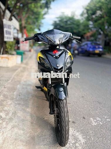 Yamaha EẼciterxún áo  2010 Đen vàng