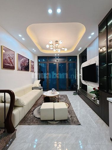 BÁN NHÀ HAI BÀ TRƯNG - 6.15 TỶ - SIÊU PHẨM KHÓ TÌM - CHẬM CHÂN LÀ MẤT!
