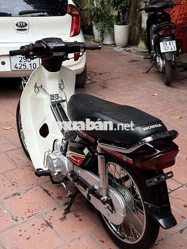 Honda Dream Thái Nâu trắng Đã sử dụng