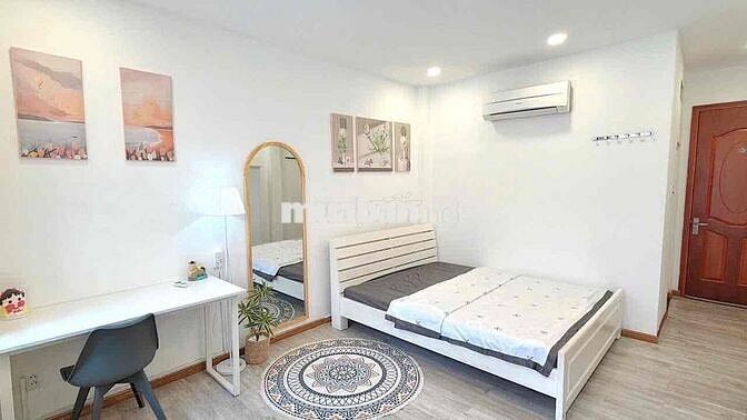 Cho Thuê Phòng ban công, máy giặt riêng gần cầu Lê Văn Sỹ quận 3