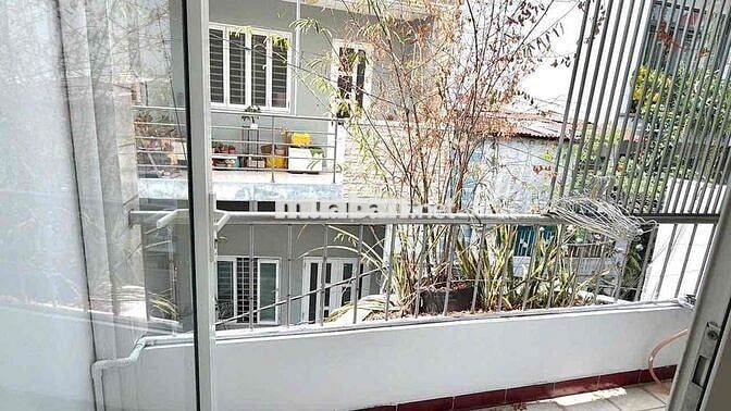 Cho Thuê Phòng ban công, máy giặt riêng gần cầu Lê Văn Sỹ quận 3