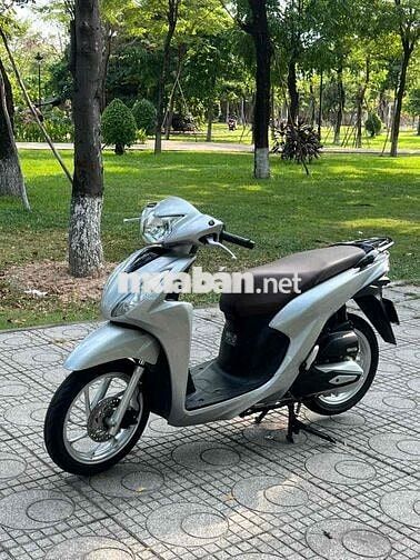 Honda Vision 2024 Bạc posche 8000km